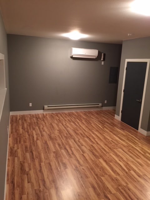 Building Photo - 363 Cajetan St