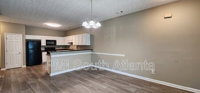 Building Photo - 1745 Carrington Dr