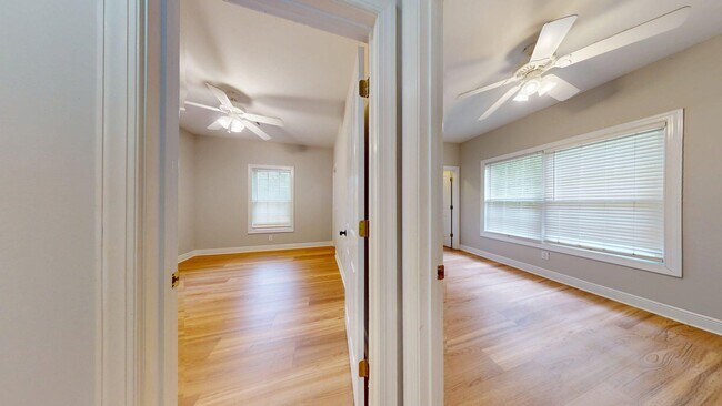 Building Photo - One Level 4 Bedroom Brick Home on N. Colle...