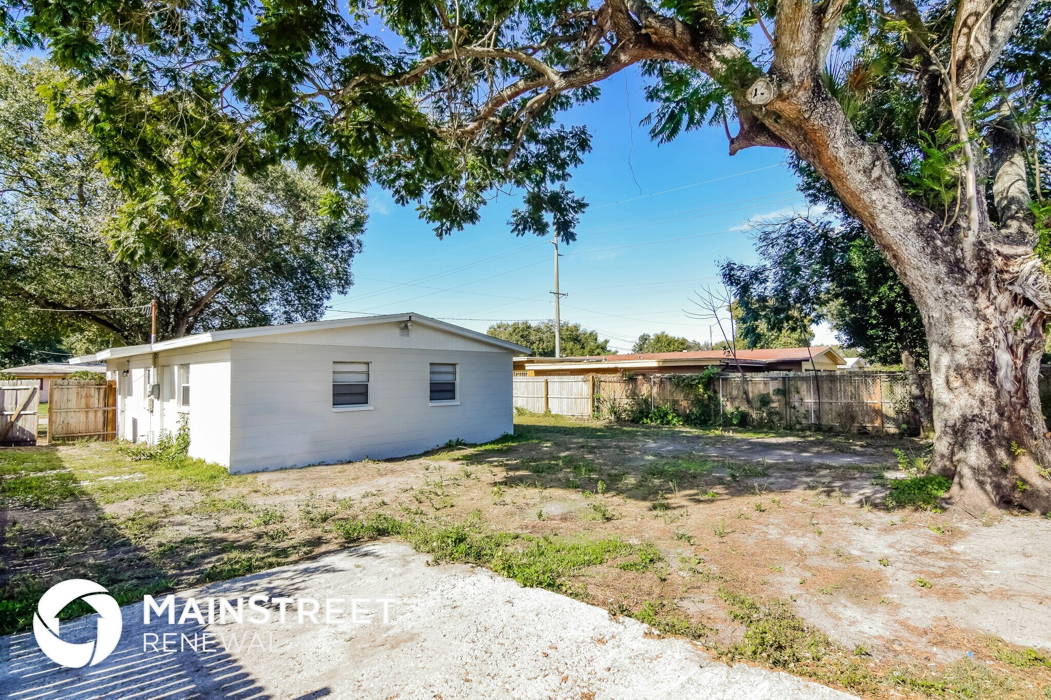 Building Photo - 5204 S 80th St