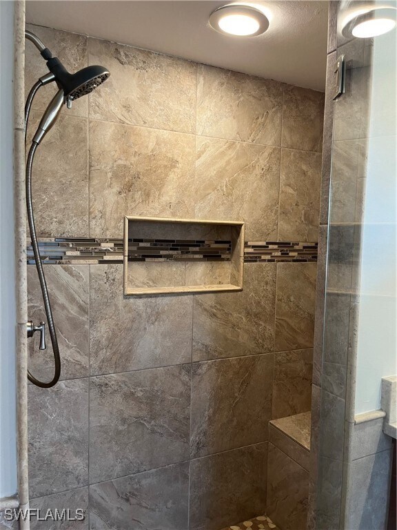 Building Photo - 385 Ashbury Way