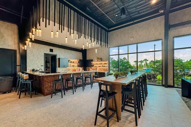 Building Photo - 9312 Tequila Sunrise Dr