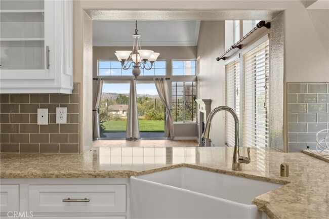 Building Photo - 6430 Regents Ct