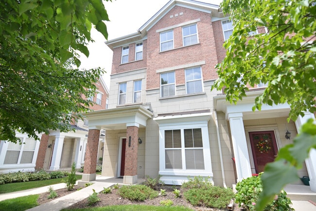 Primary Photo - 4756 N Lamon Ave