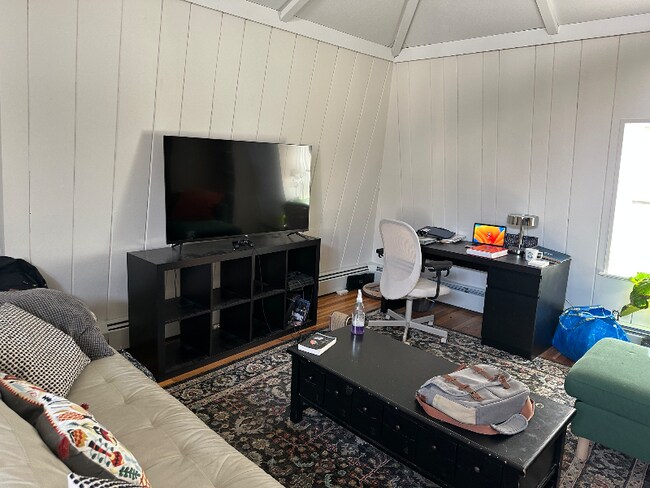 Building Photo - 1 Waterman St