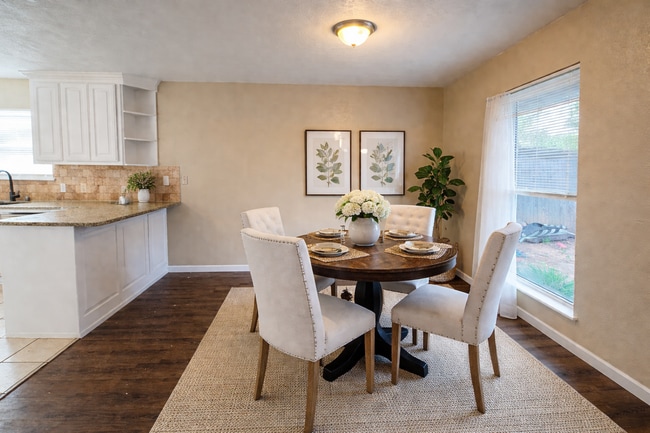 Building Photo - 8316 NW 111th Terrace