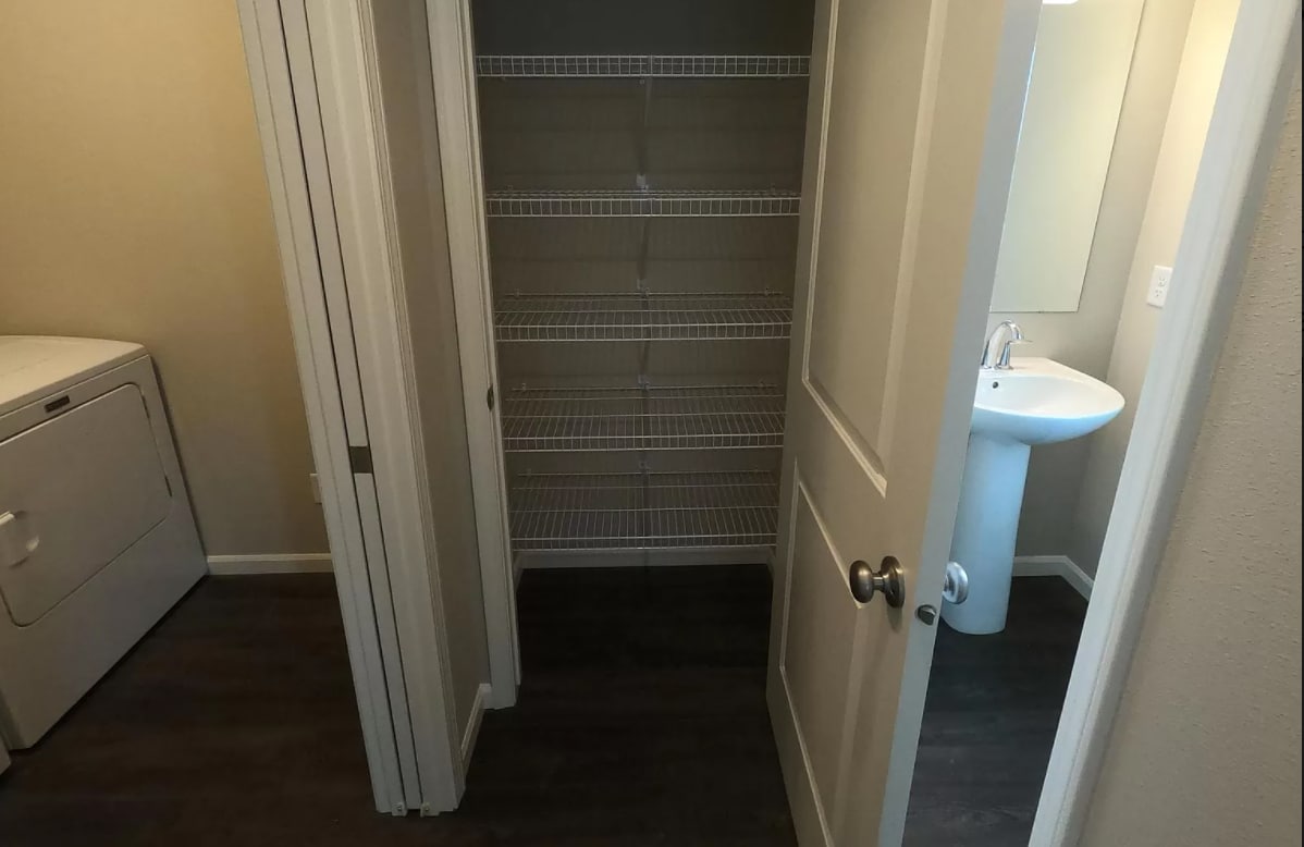 Storage + Laundry and 1/2 bath - 5870 Lien Rd