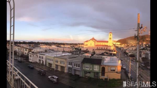 Primary Photo - 1000 Judah St