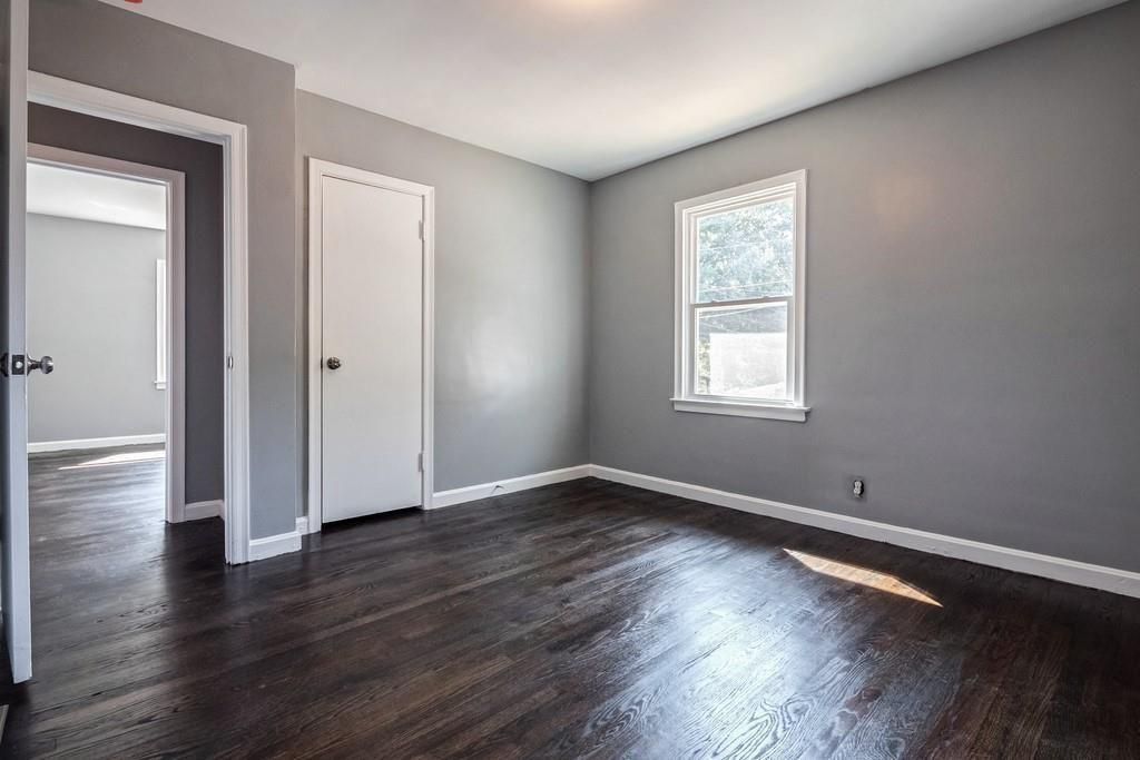 Building Photo - 120 Burbank Dr NW