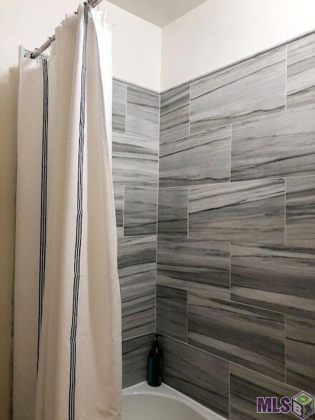 Building Photo - 1601 Letitia St