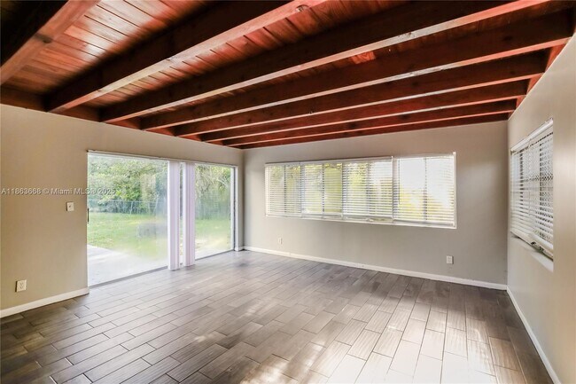 Building Photo - 2480 NW 63rd Ave