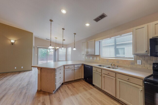 Building Photo - 745 Valley Meadows Dr