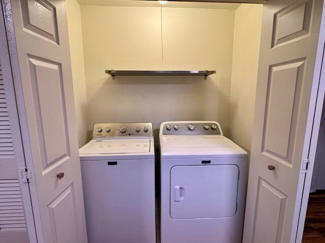 Building Photo - 1925 Peavy Rd