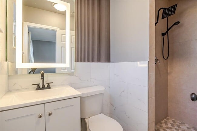 Building Photo - 8725 N 52nd St