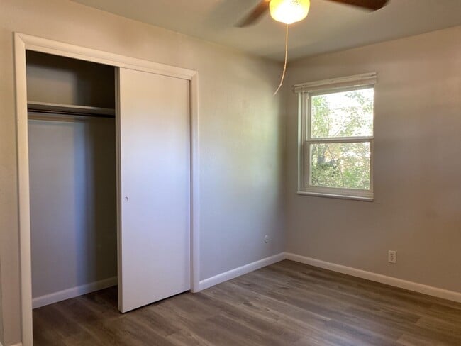 Building Photo - 3 Bed 1 Bath w/ 1 car garage West-Side Fort Collins Ranch