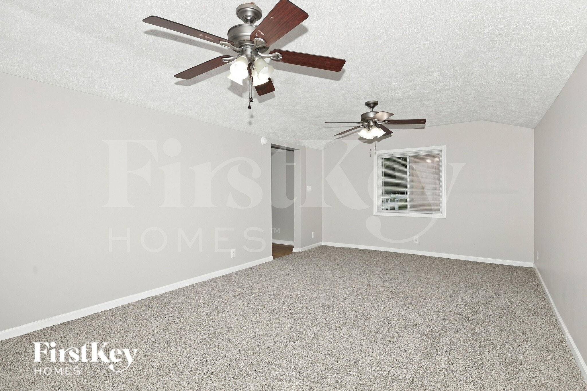 Building Photo - 4801 Leone Dr