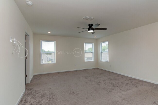 Building Photo - 5 BR/3 BTH Home in Selwyn Landing