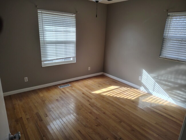 Building Photo - 2805 Big Bend Dr