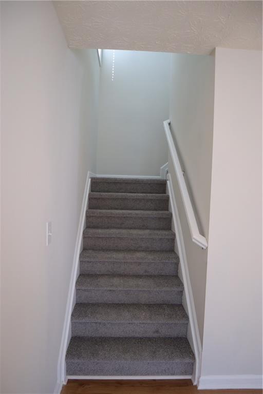 Building Photo - 2079 Riverlanding Cir