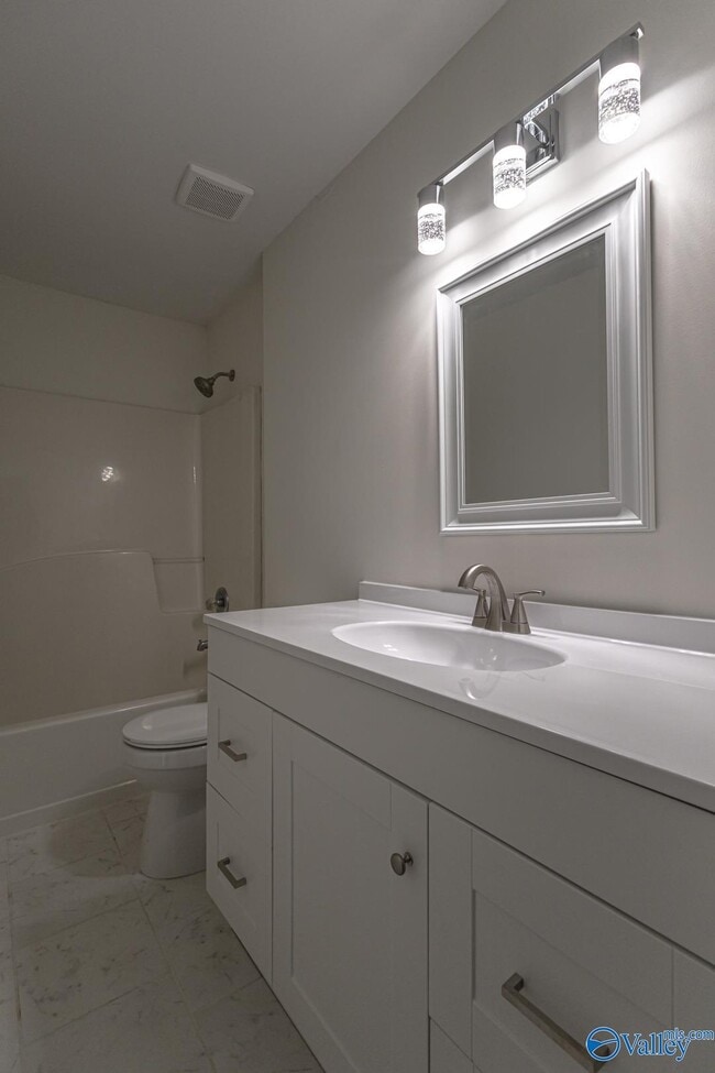 Building Photo - 111 Cepha Dr