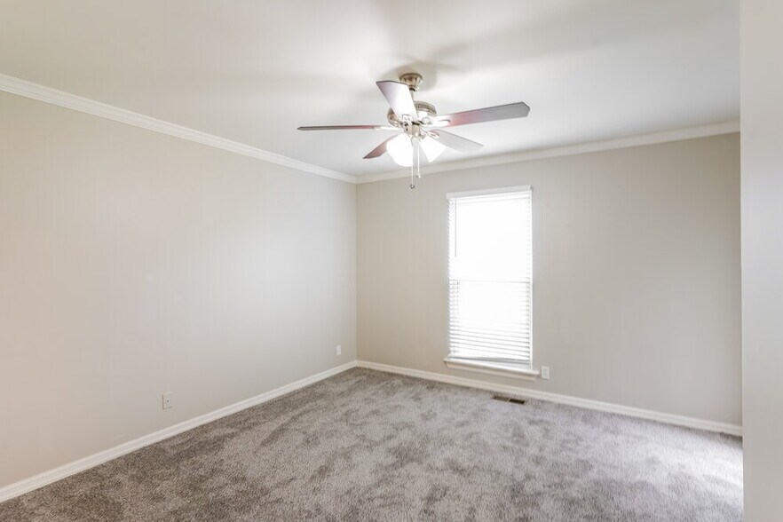 Building Photo - 2605 Paddle Wheel Dr