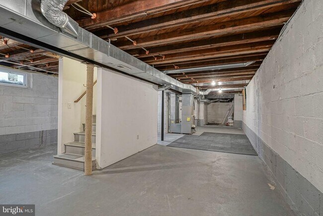 Building Photo - 20 Landing Rd