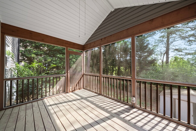 Building Photo - 8324 Bellingham Cir