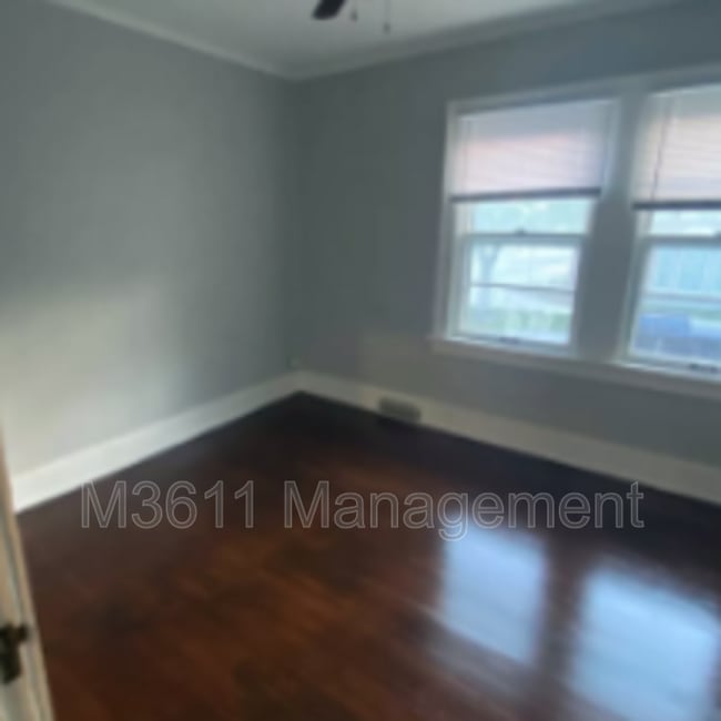 Building Photo - 800 F St