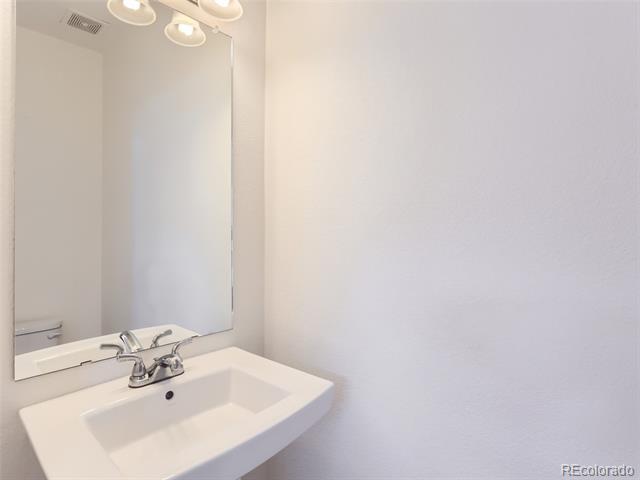 Building Photo - 4432 Vindaloo Dr