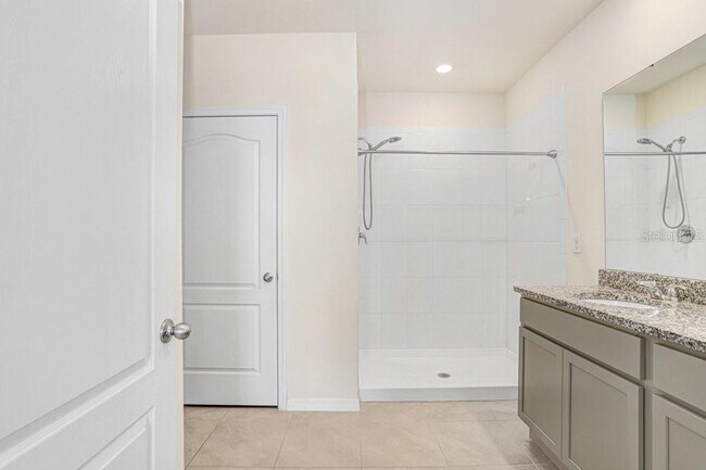 Building Photo - 1125 Torrente Ln