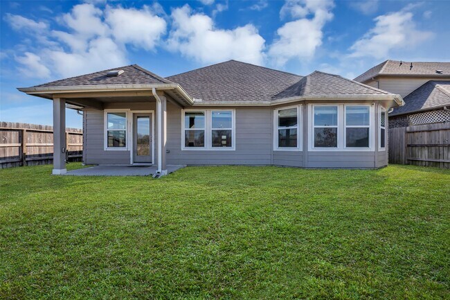 Building Photo - 1202 Oak Barrel Run