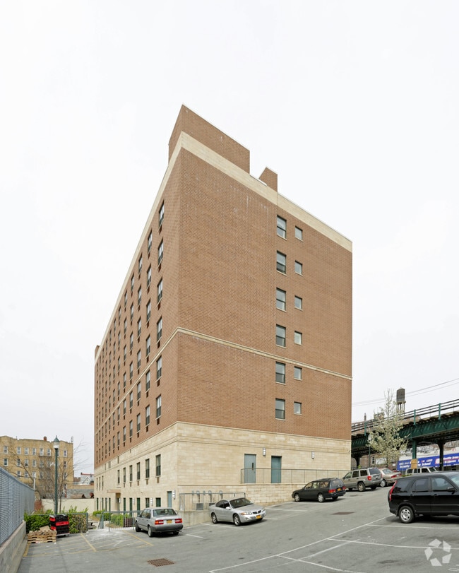 Building Photo - 3377 White Plains
