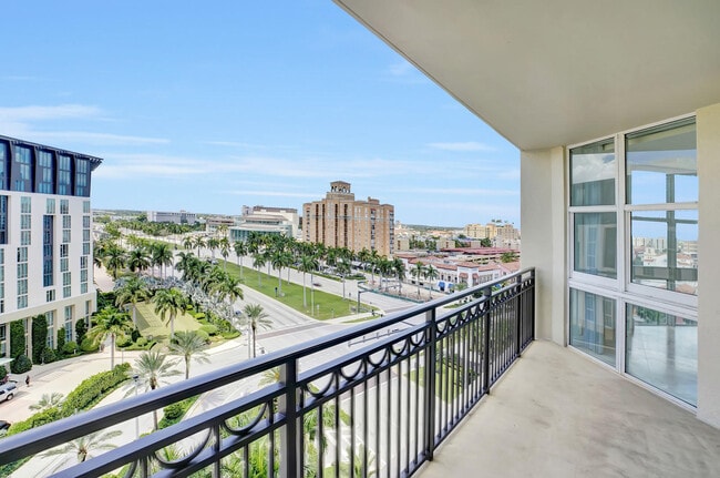 Building Photo - 550 Okeechobee Blvd