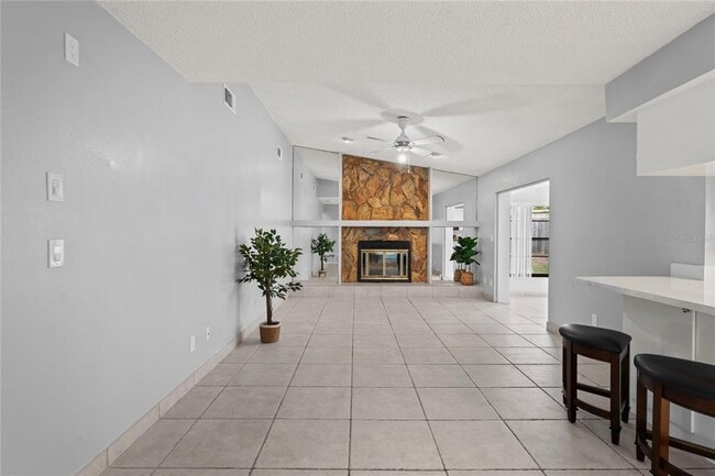 Building Photo - 2502 Indigo Dr