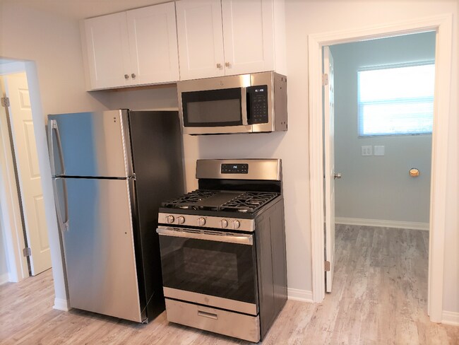 Kitchen3 - 3754 Westwood Blvd