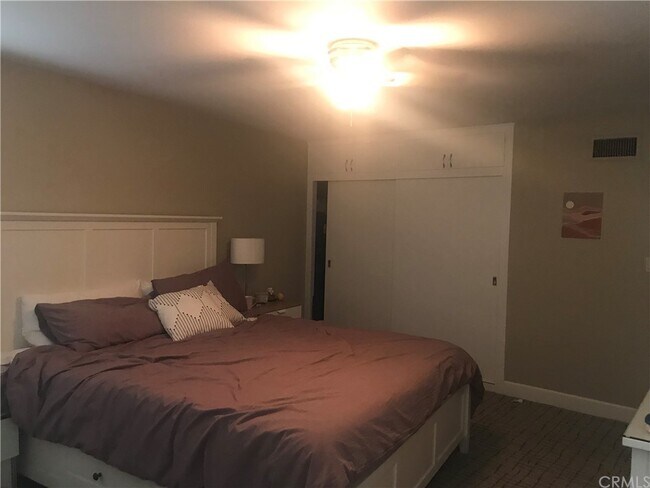 Building Photo - 111 19th St