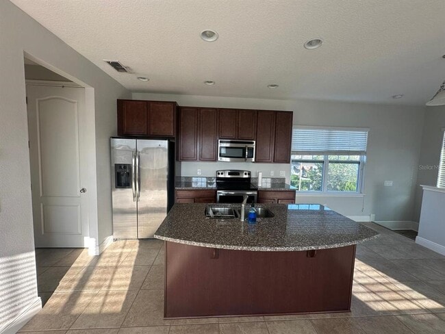 Building Photo - 8091 Laureate Blvd