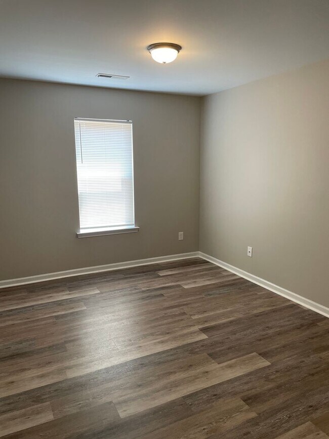 Building Photo - 3 bedroom, 2 bath home for rent in Brookstone in Sunset Harbor in Bolivia