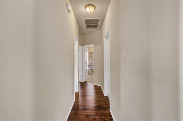Building Photo - 324 Whitman Dr