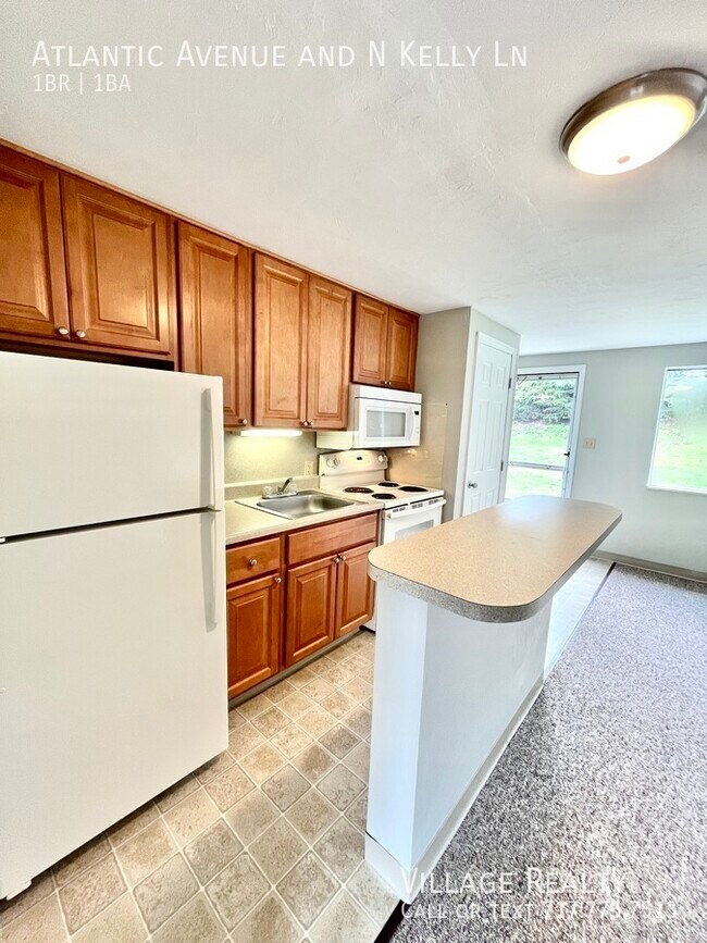 Building Photo - Budget-Friendly newly-remodeled 1-bed with...