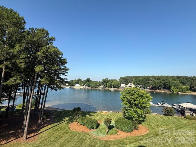 Building Photo - 7834 Village Harbor Dr