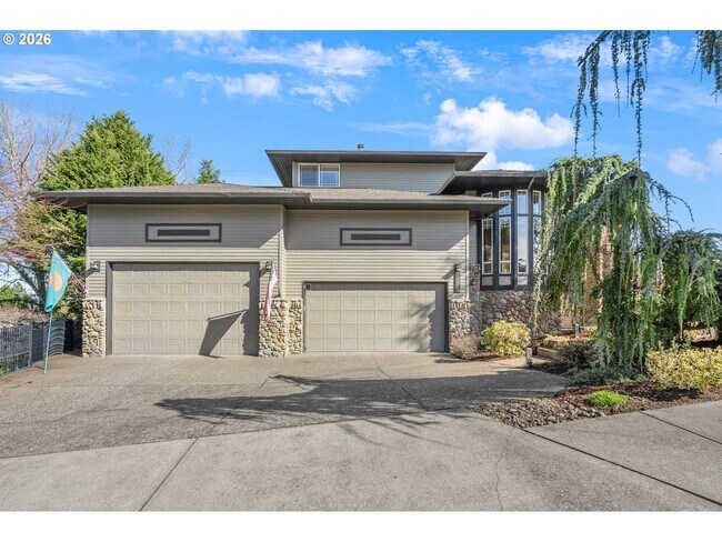 Building Photo - 13923 SW Mistletoe Dr