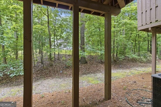 Building Photo - 6710 Stoneleigh Way