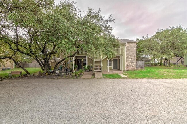 Building Photo - 400 Hedgewood Dr