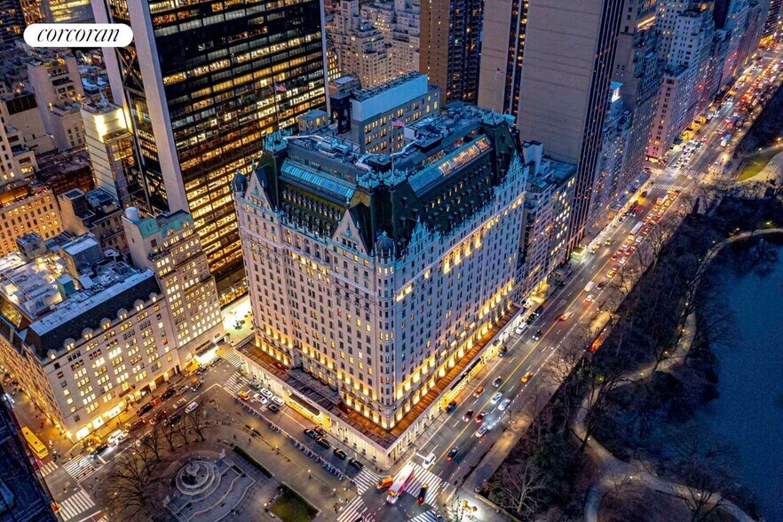 Building Photo - 1 Central Park S