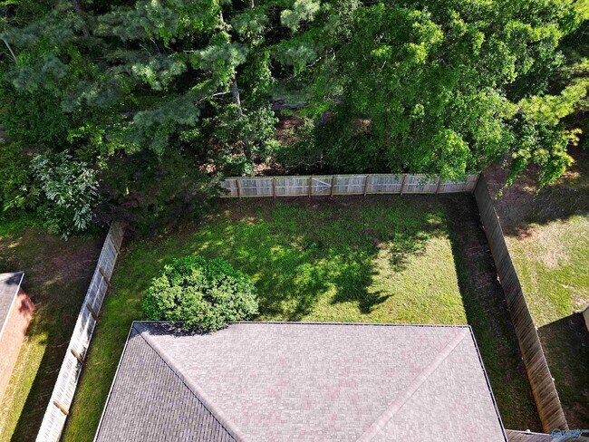 Building Photo - 104 NW Imogene Way