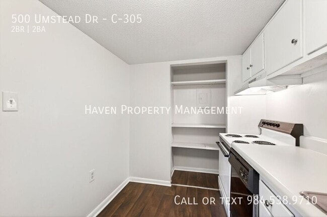 Building Photo - 500 Umstead Dr