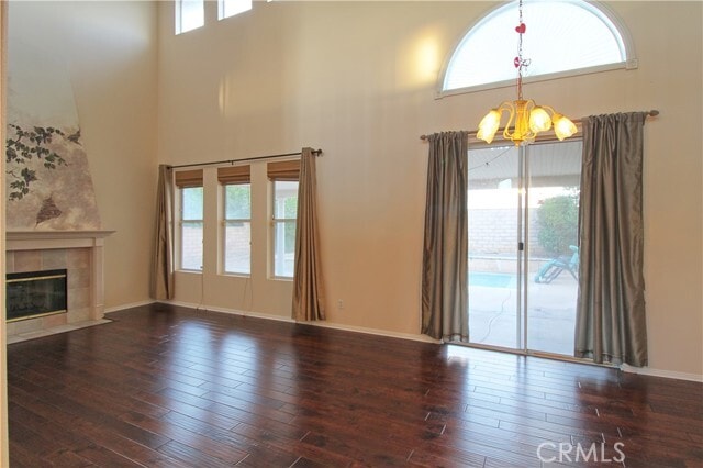 Building Photo - 206 N La Salle St