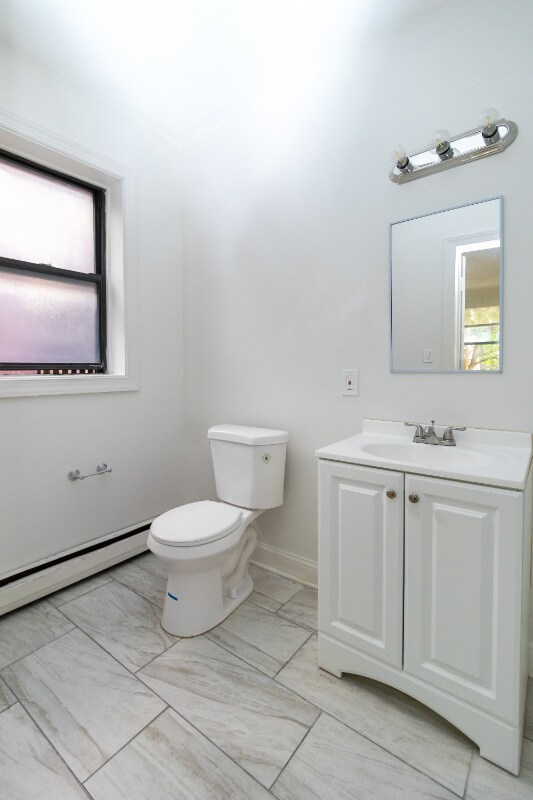 Building Photo - 6830 S Jeffery Blvd