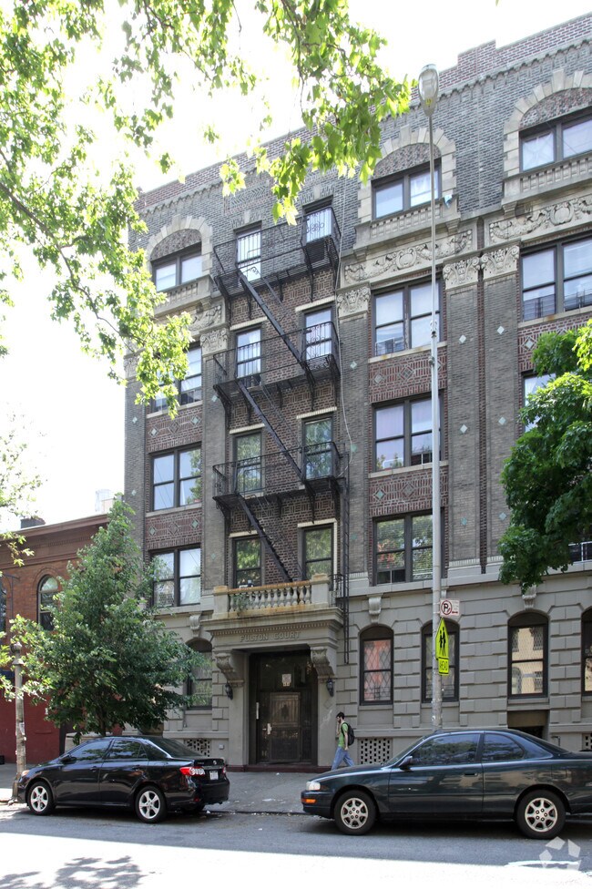 Fulton Court 484 Clinton Ave Brooklyn NY 11238 Apartment Finder